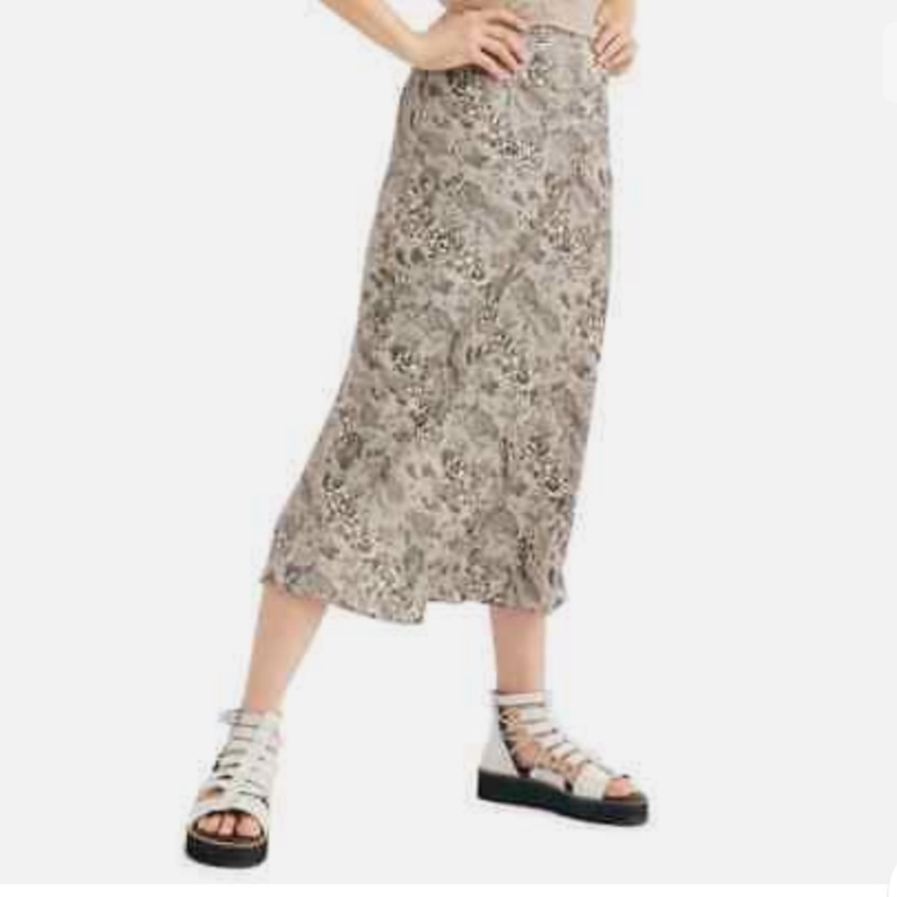 FREE PEOPLE skirt size 2